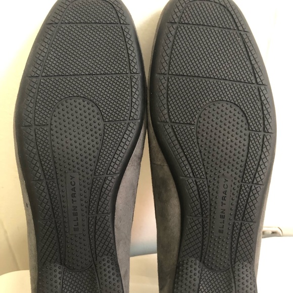 NWT Ellen Tracy Wanda Grey Loafers, Size 7.5 - Picture 7 of 7